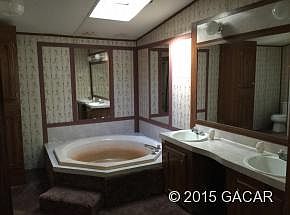 4th image of 5330 NW 86th St