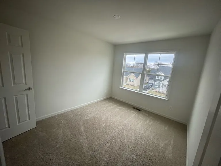 351 Ashby Commons Dr — Photo 7