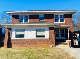 733 Broad St NW, Cleveland, TN 37311