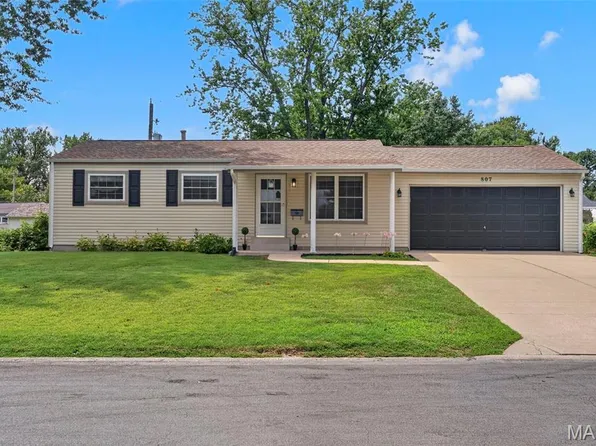 807 Saint Bernard Dr, O'Fallon, MO 63366