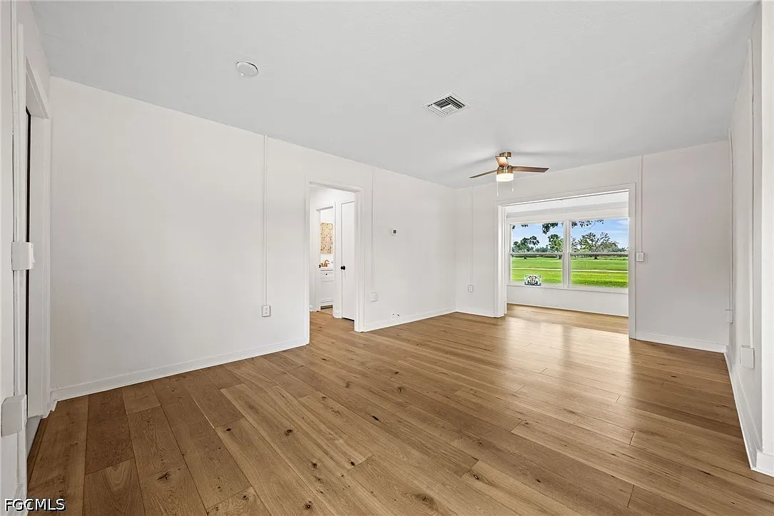 2 bed, 2.0 bath, 1311 sqft, $2,500 — Photo 3