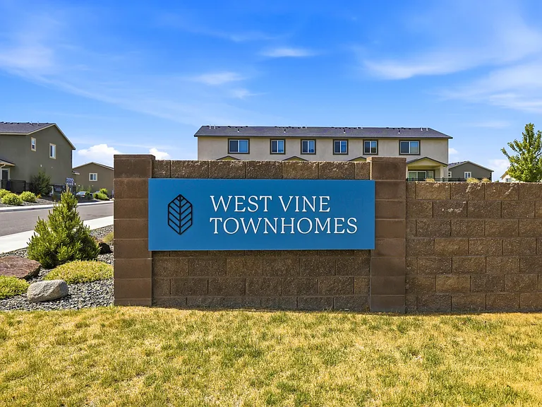 West Vine Townhomes — Photo 4