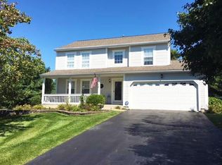 233 N Bend Dr, Pataskala, OH 43062
