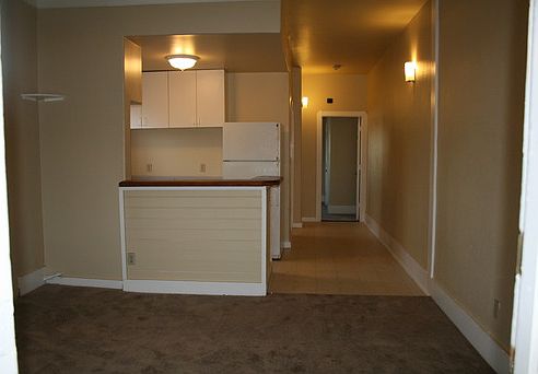 1st image of 308 E 4th St
