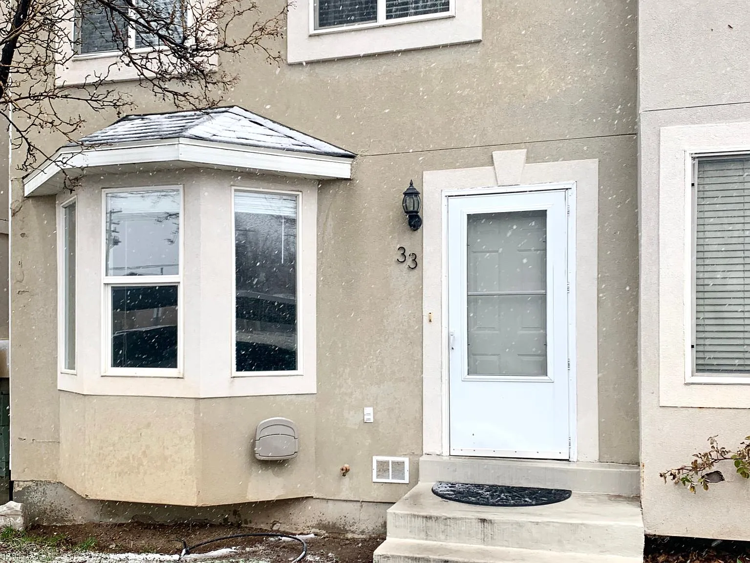 3 bed, 1.5 bath, 1400 sqft, $1,700 — Photo 1