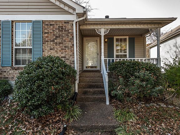3rd image of 116 Champney Ct