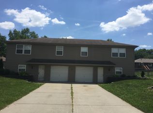 1205 SE 3rd St, Lees Summit, MO 64063