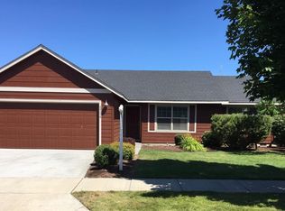 2726 NW 13th St, Redmond, OR 97756