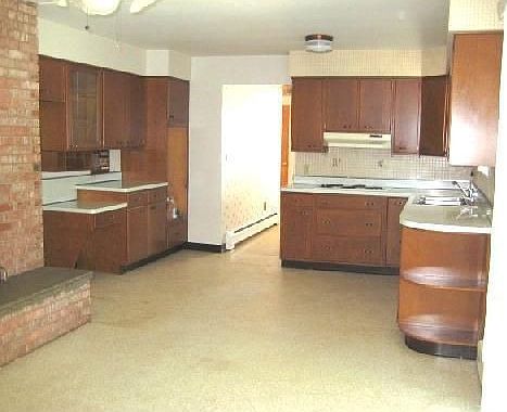 5th image of 6786 English Oak Dr