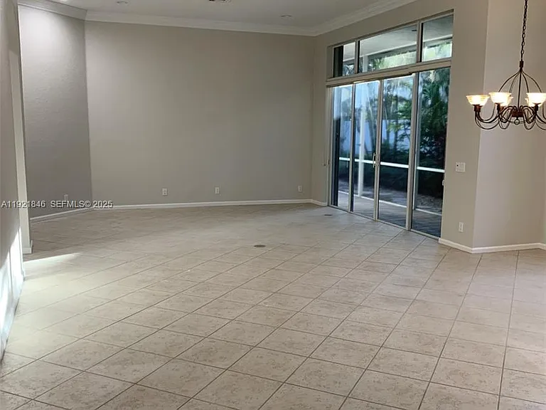2518 Bay Pointe Ct — Photo 11