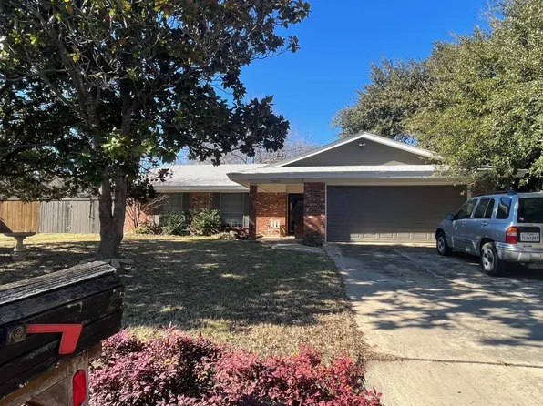 2409 Monterrey Dr, Brownwood, TX 76801