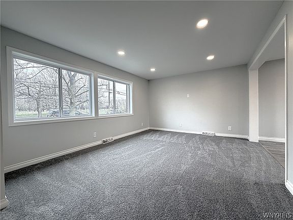 4th image of 100 Frankhauser Rd