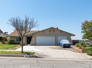 3615 28th St, Highland, CA 92346