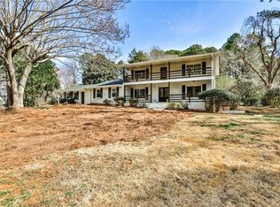 2239 Stratmor Dr, Stone Mountain, GA 30087