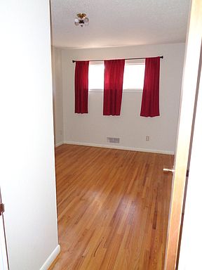 4th image of 3009 N Washington Ave