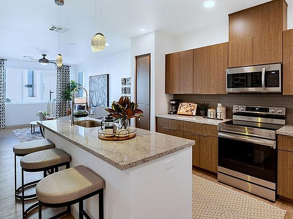 5th image of 25300 N 22nd Ln #576334106