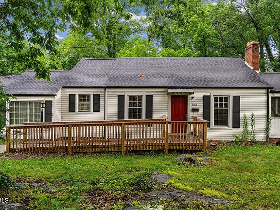 2nd image of 3056 Shipley St