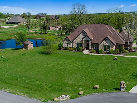 2nd image of 209 Ellis Creek Dr