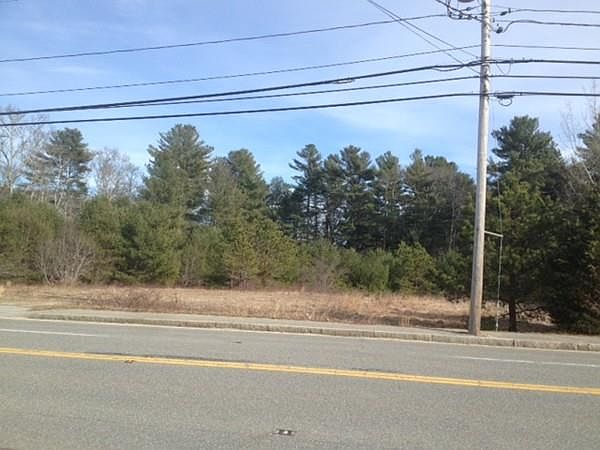 2nd image of 304 Wareham Rd