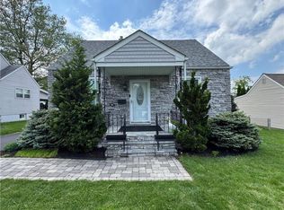 432 Willow Rd, Hellertown, PA 18055