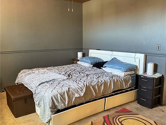 5th image of 1251 Herzel Ave