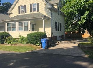 24 Dale Ave, Cranston, RI 02910