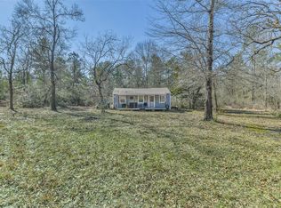 35 Old Sign Rd, Midway, TX 75852