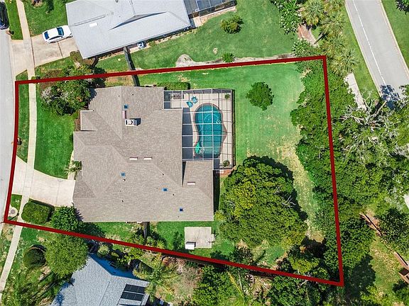 3rd image of 577 S Longview Pl