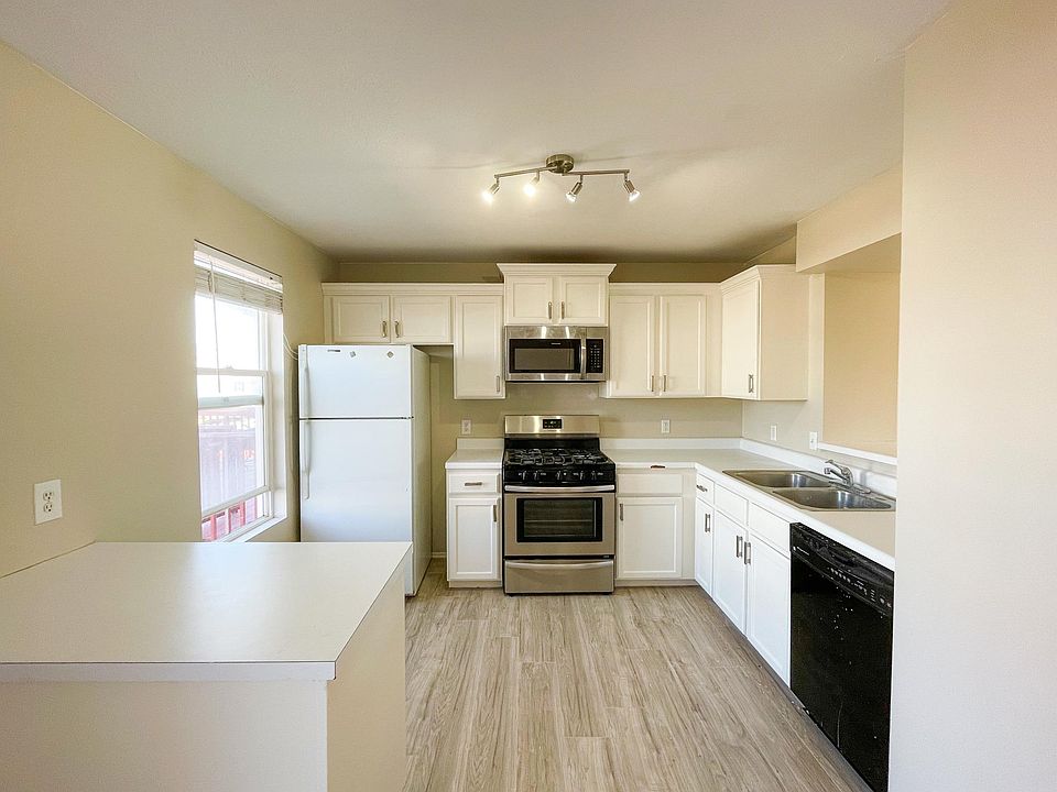 1st image of 5692 W Glen Livet Ct