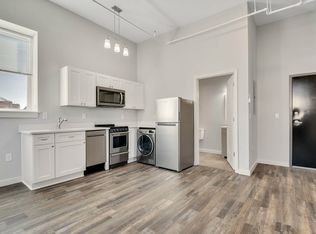 Modern Living With Historic Charm, Chattanooga, TN 37403