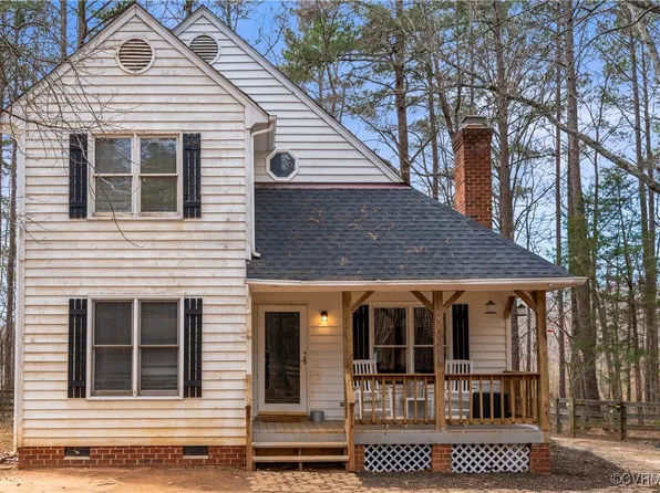 12235 Spring Run Dr, Amelia Court House, VA 23002