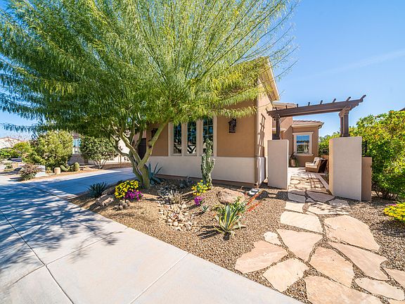 5th image of 1299 E Corsia Ln