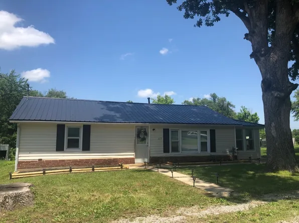 223 E Polk St, Chillicothe, MO 64601