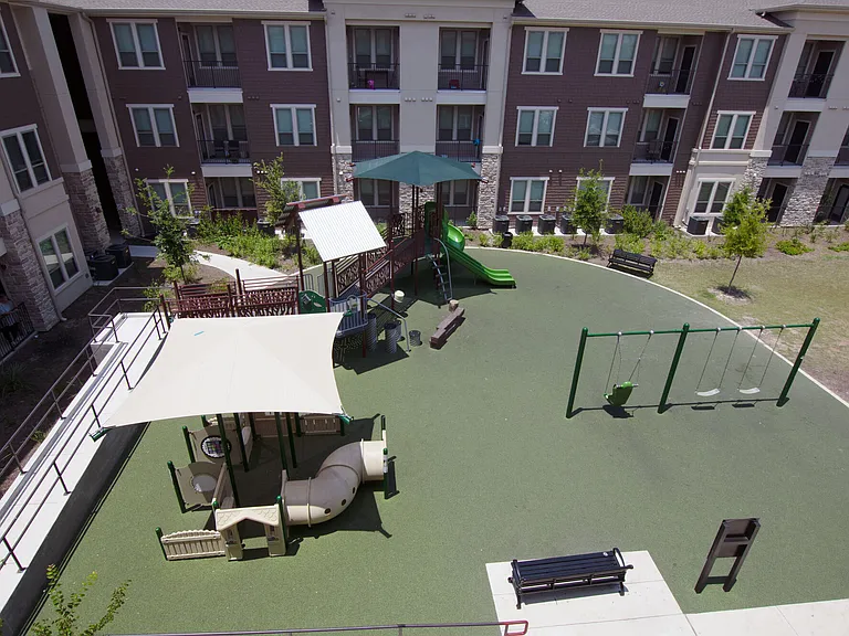 Lofts at Ventura — Photo 23