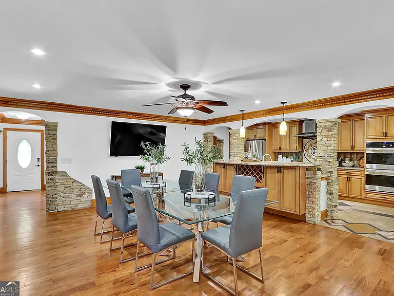 4081 Ashford Dunwoody Rd NE — Photo 50