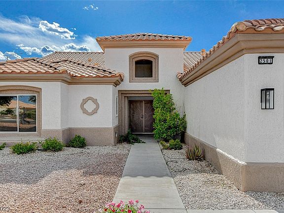 4th image of 2501 Sandilands Dr