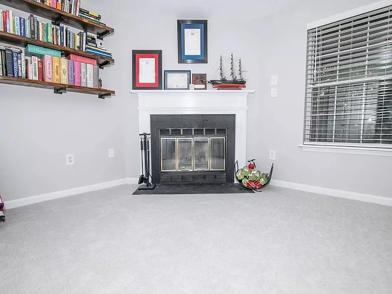 15798 Widewater Dr — Photo 28