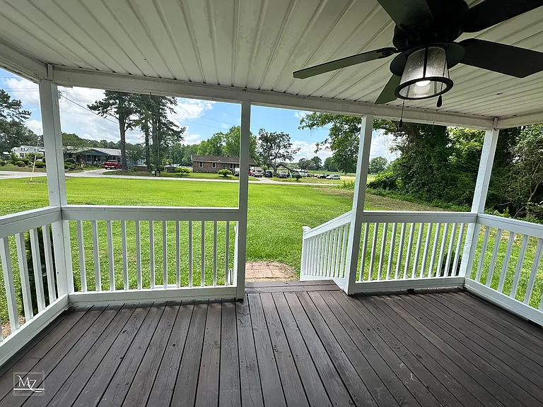 1045 Clarendon Chadbourn Rd — Photo 4