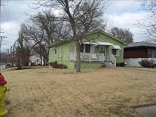 1st image of 2832 Emiline St