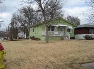 2832 Emiline St, Bellevue, NE 68147