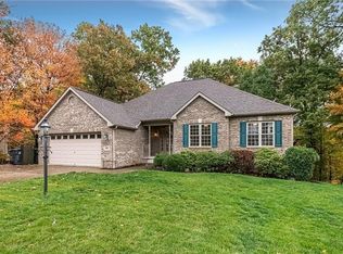 183 Bayberry Ln, Cranberry Township, PA 16066