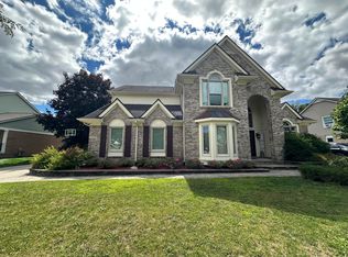45801 Henley Dr, Canton, MI 48187