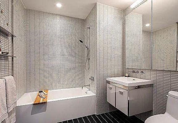 5th image of 1 Manhattan Sq #8E