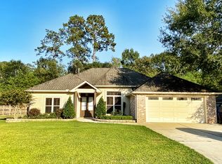 175 Beau Arbre Ct, Covington, LA 70433