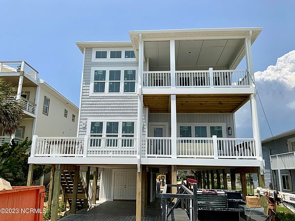 2nd image of 2524 W Beach Drive