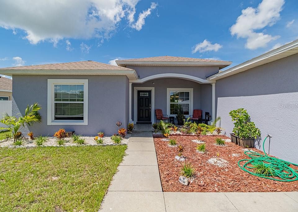 1st image of 110 Lily Ln