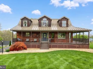 95 Lake Meade Dr, East Berlin, PA 17316