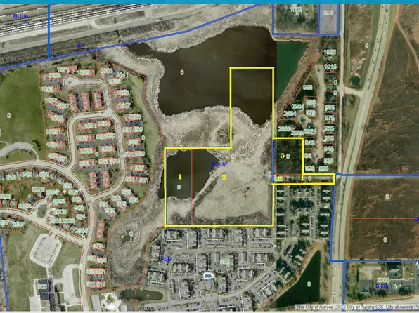 620 N Eola Rd, Aurora, IL 60502