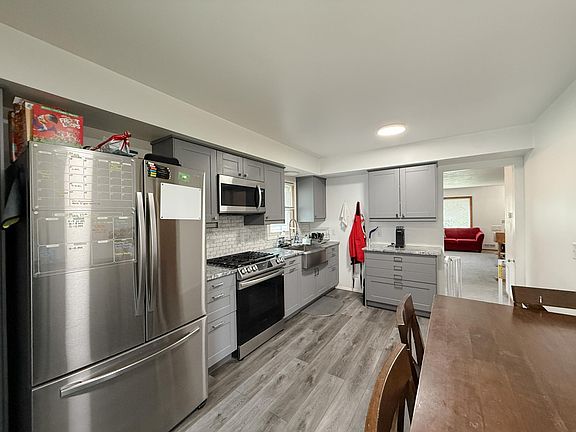 3rd image of 5154 Sheridan Ave N