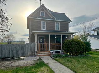 500 Mill St, La Valle, WI 53941